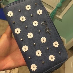 Brand New Blue Jessica Simpson Wallet!